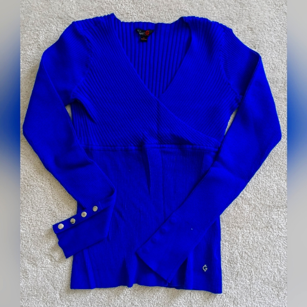 EUC G by Guess Sweater
